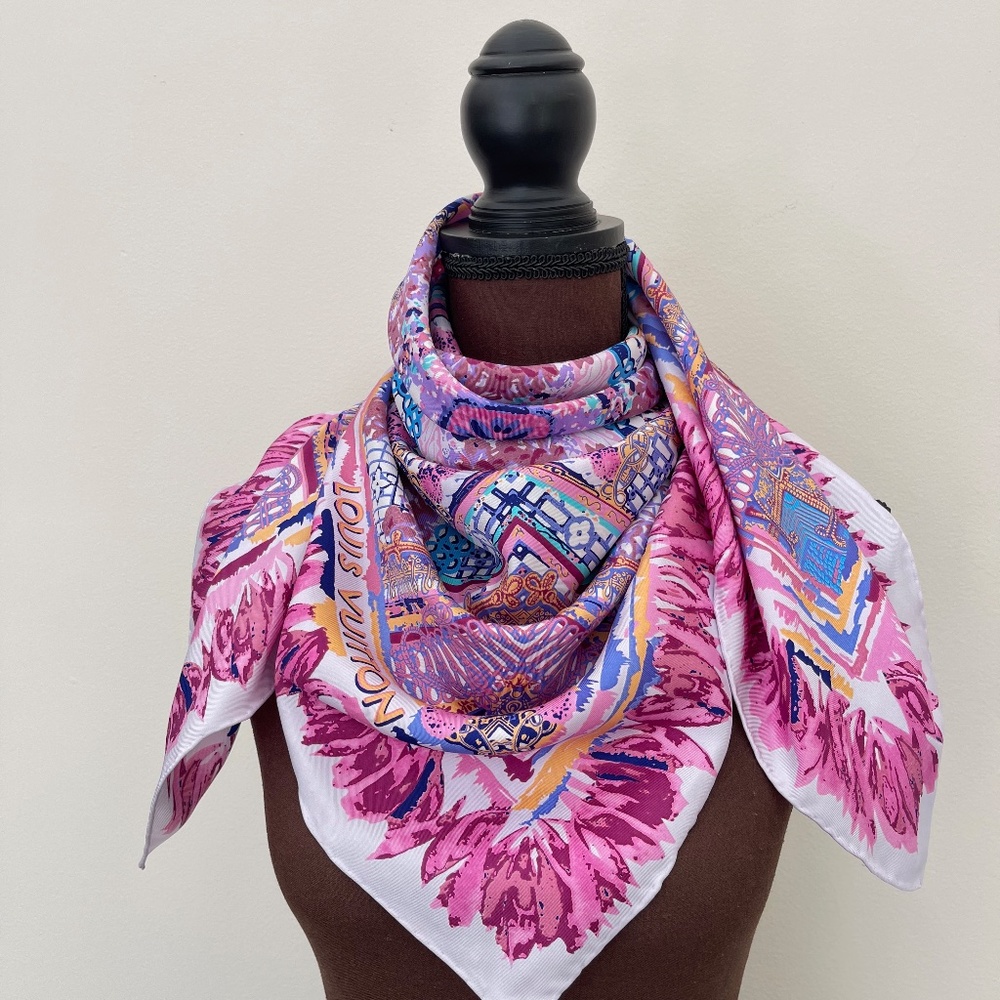 Authentic Louis Vuitton Scarf Monogram Paradise Pink Multicolor Silk Wrap
